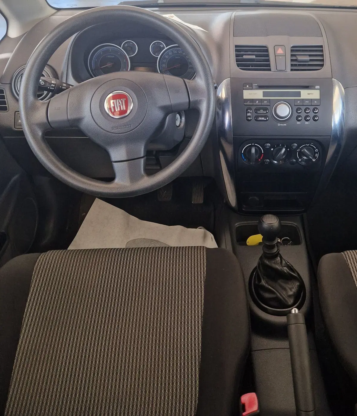 Fiat Sedici usata a Terni (12)