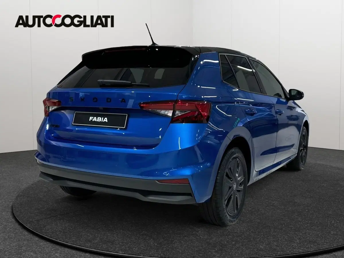 Skoda Fabia nuova a Lecco (2)
