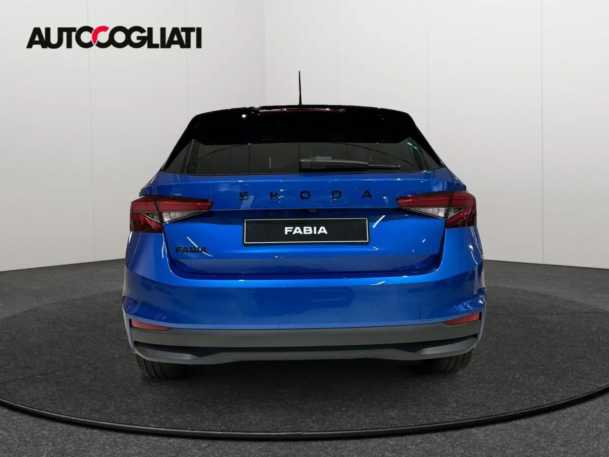 Skoda Fabia nuova a Lecco (5)
