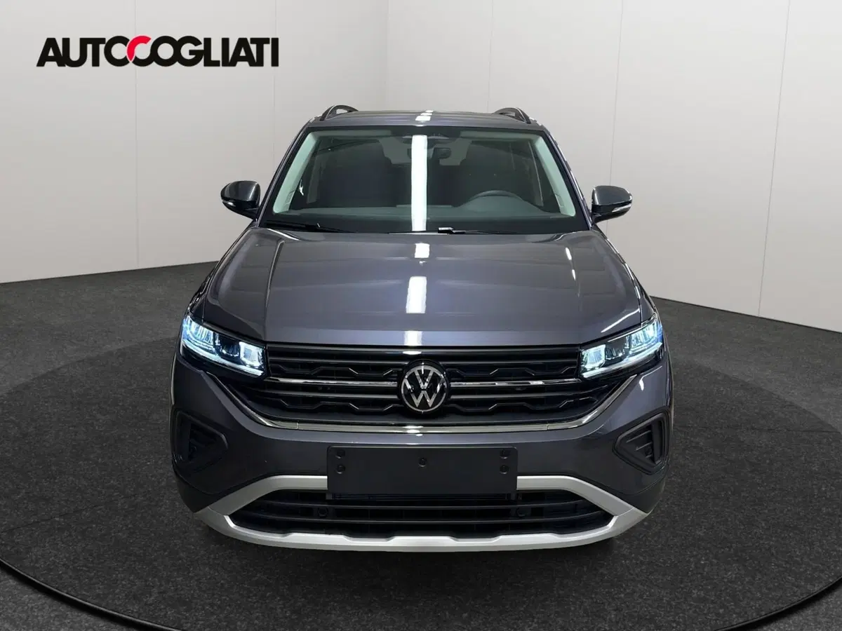 Volkswagen T-Cross nuova a Lecco (2)