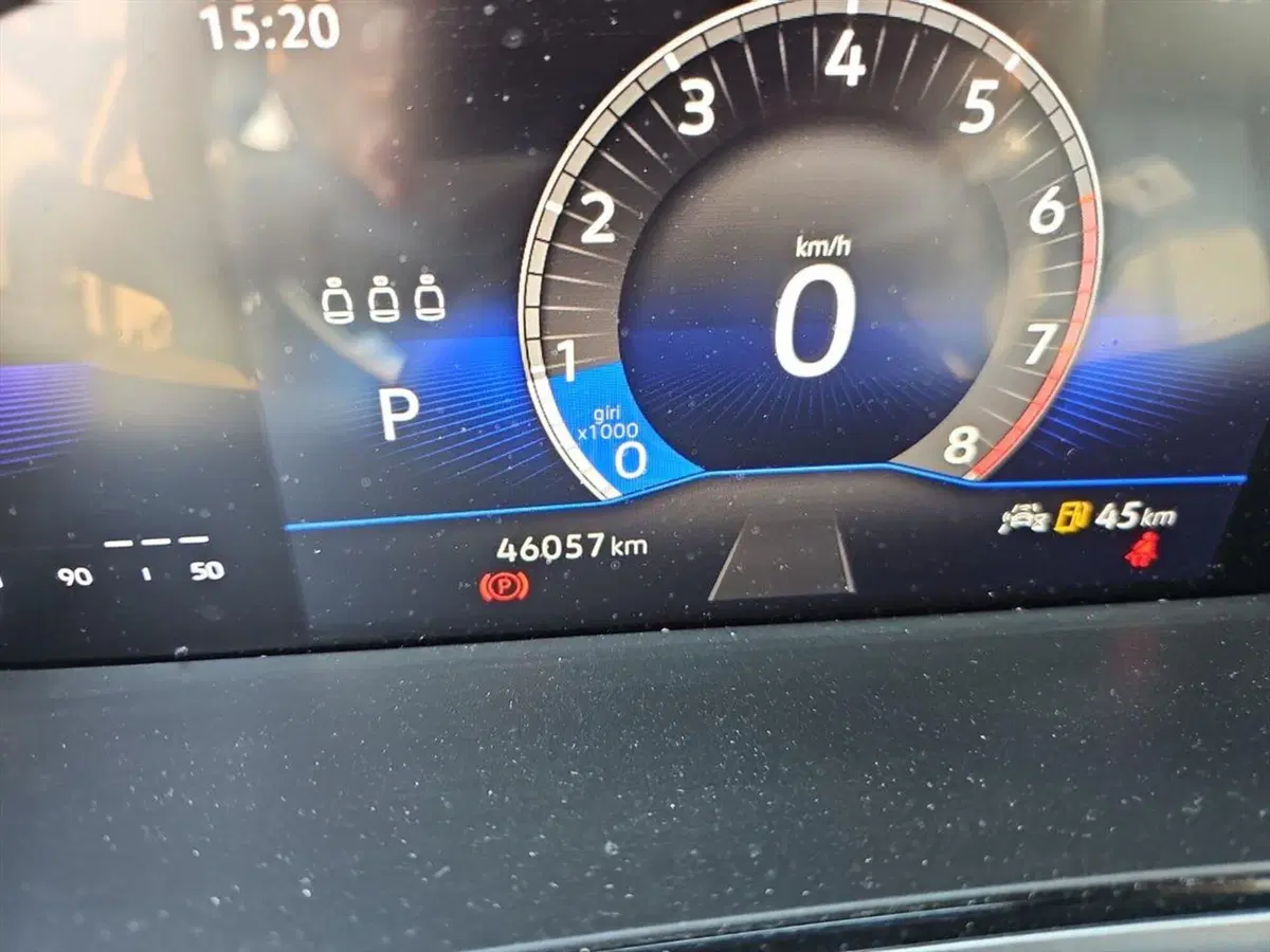 Volkswagen T-Roc usata a Lecco (17)