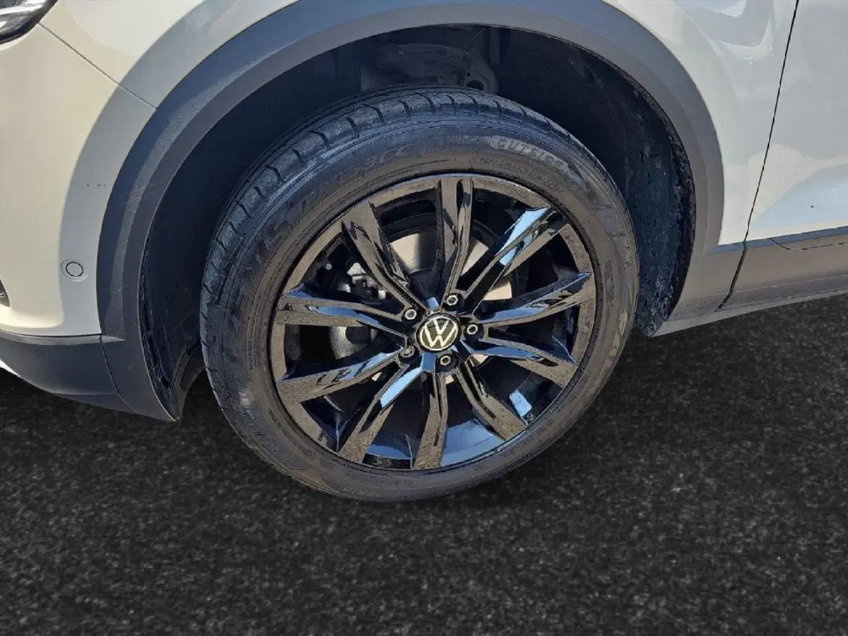 Volkswagen T-Roc usata a Lecco (18)