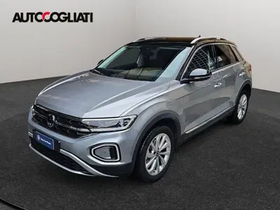 Volkswagen T-Roc 1.5 tsi Style del 2023 usata a Merate