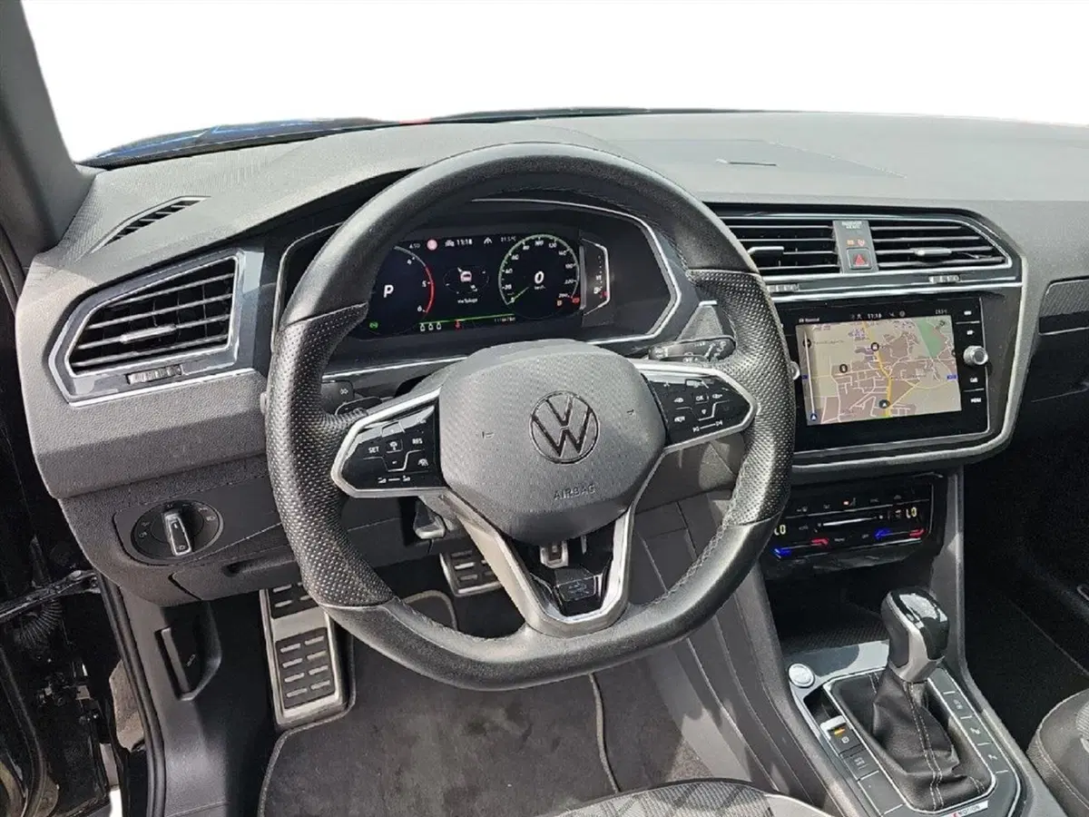 Volkswagen Tiguan usata a Lecco (10)