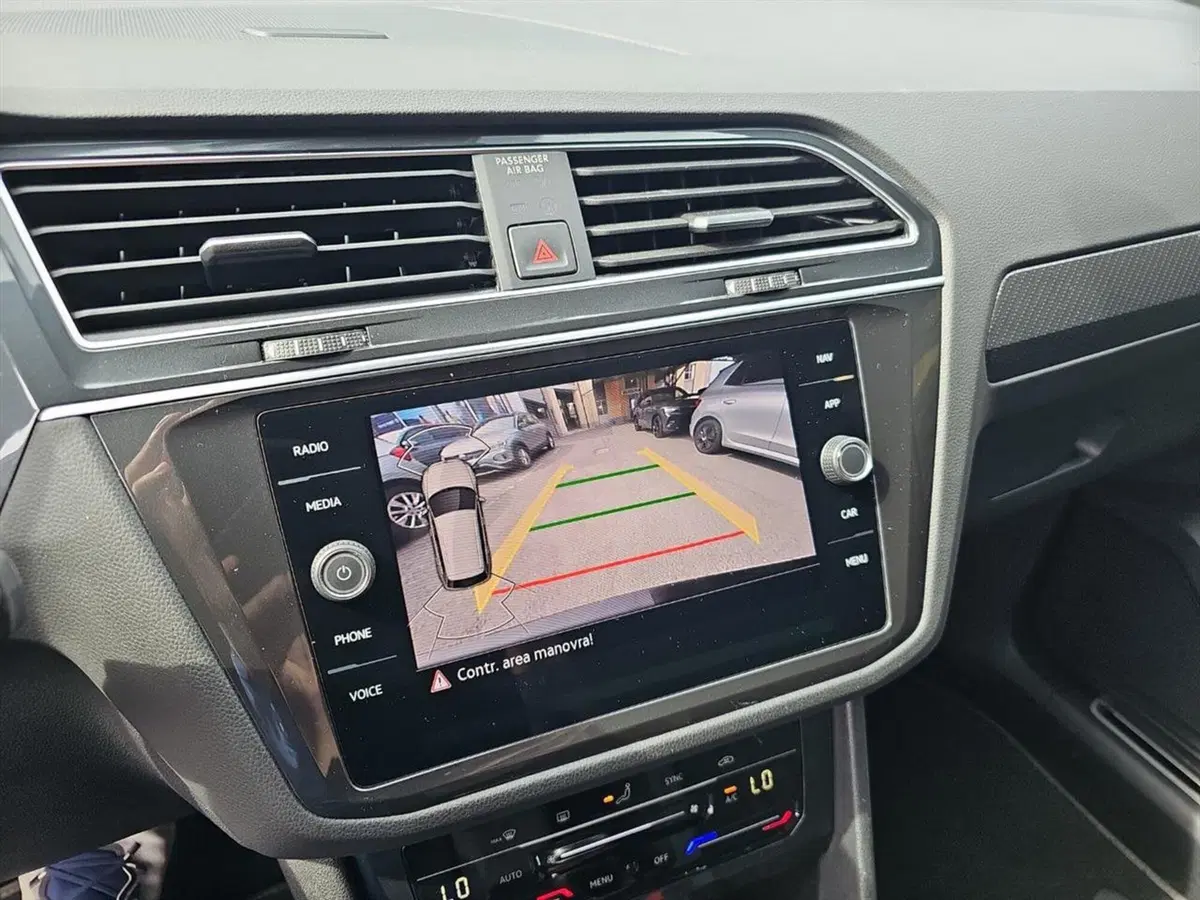 Volkswagen Tiguan usata a Lecco (13)