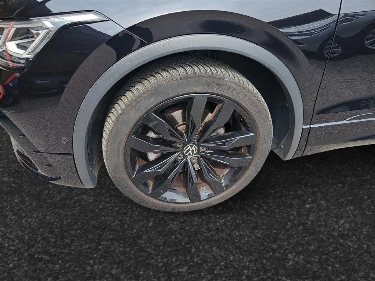 Volkswagen Tiguan usata a Lecco (18)