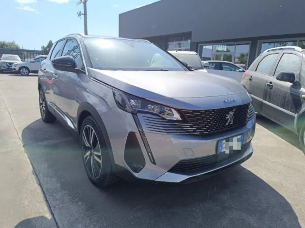 Peugeot 3008 nuova a Catania
