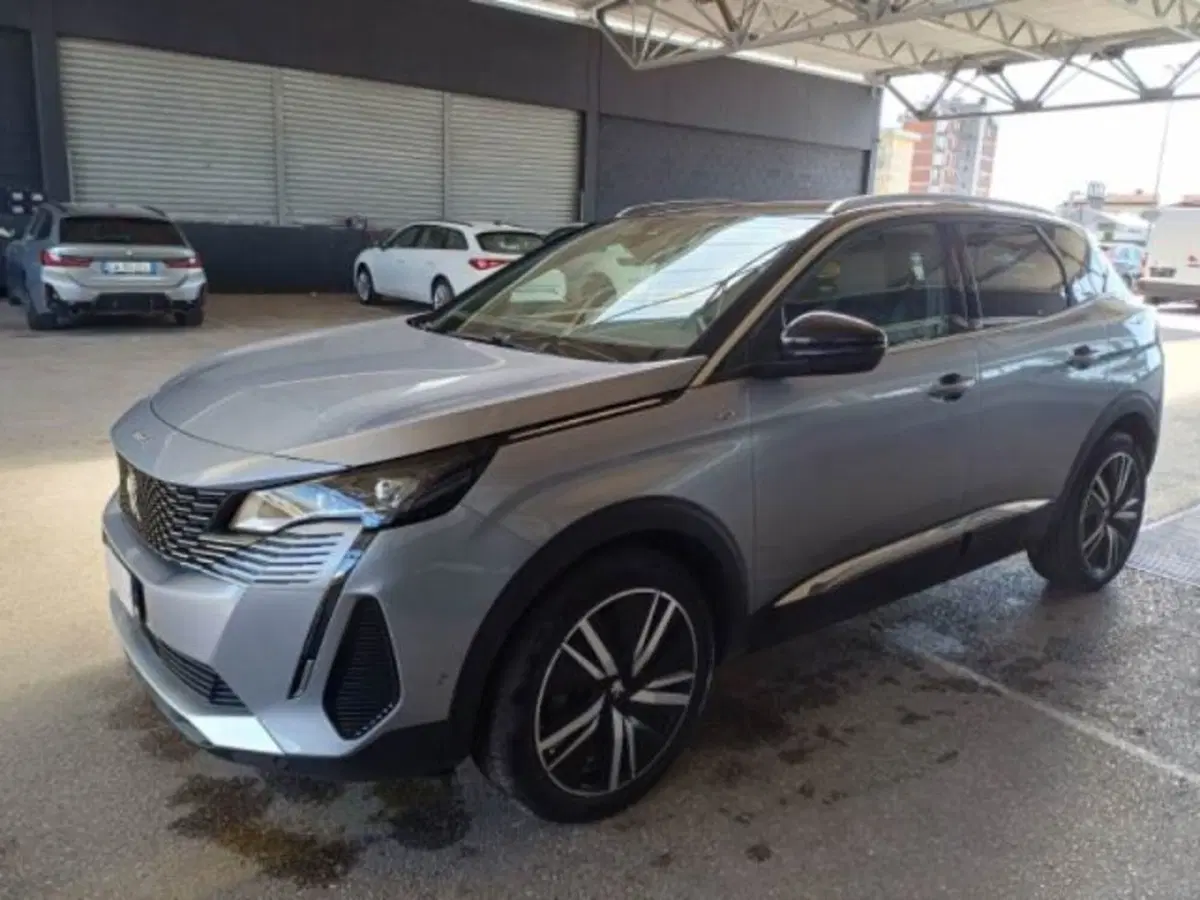 Peugeot 3008 nuova a Catania (2)