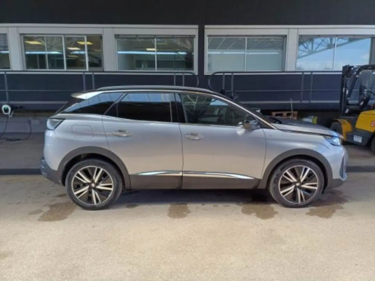 Peugeot 3008 nuova a Catania (4)