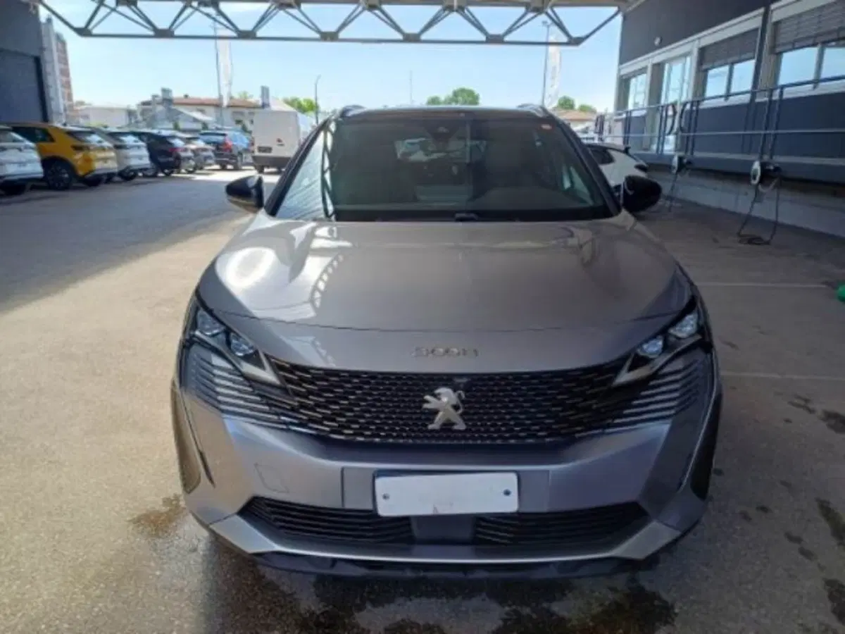 Peugeot 3008 nuova a Catania (6)