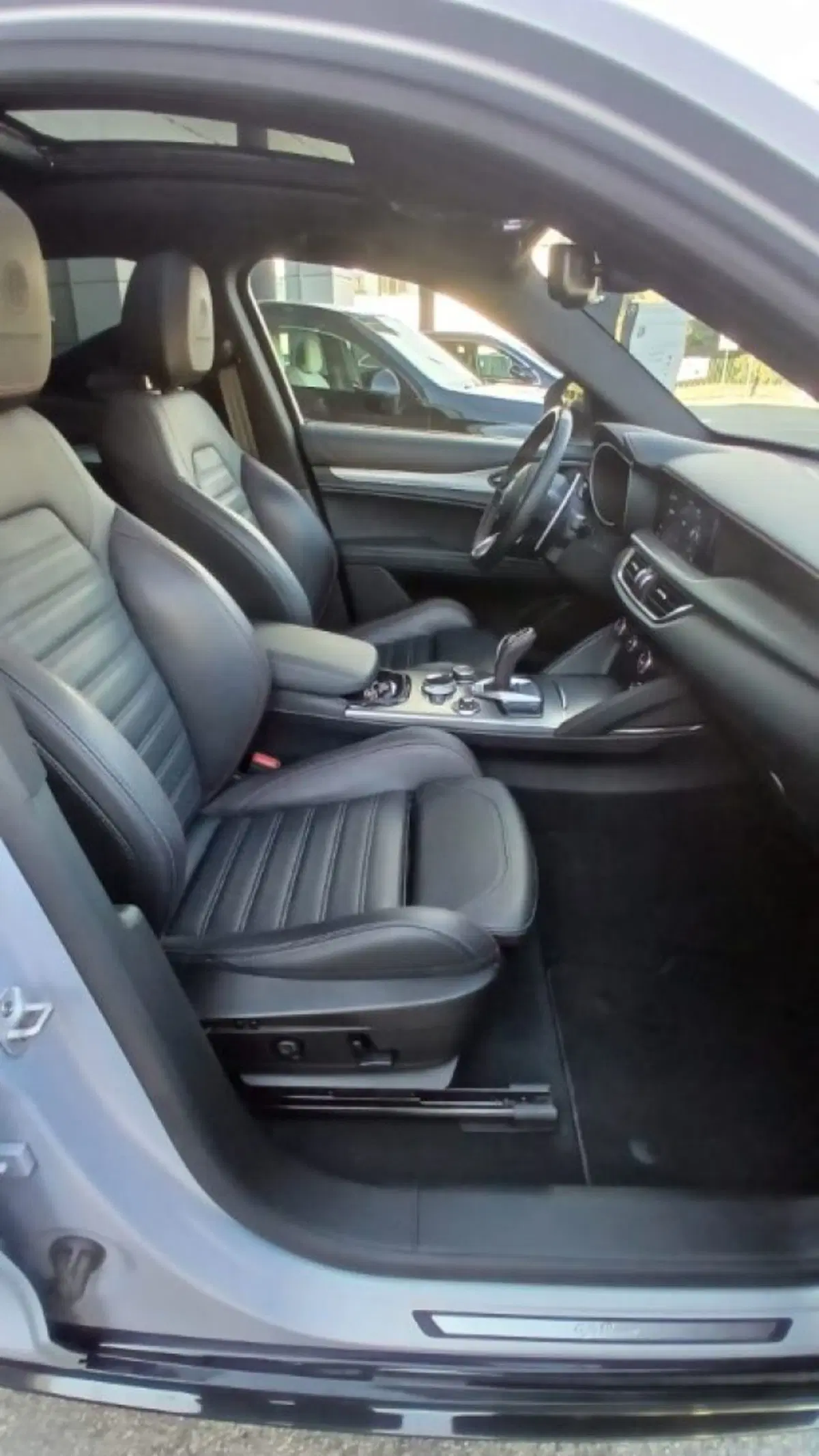 Alfa Romeo Stelvio usata a Potenza (11)