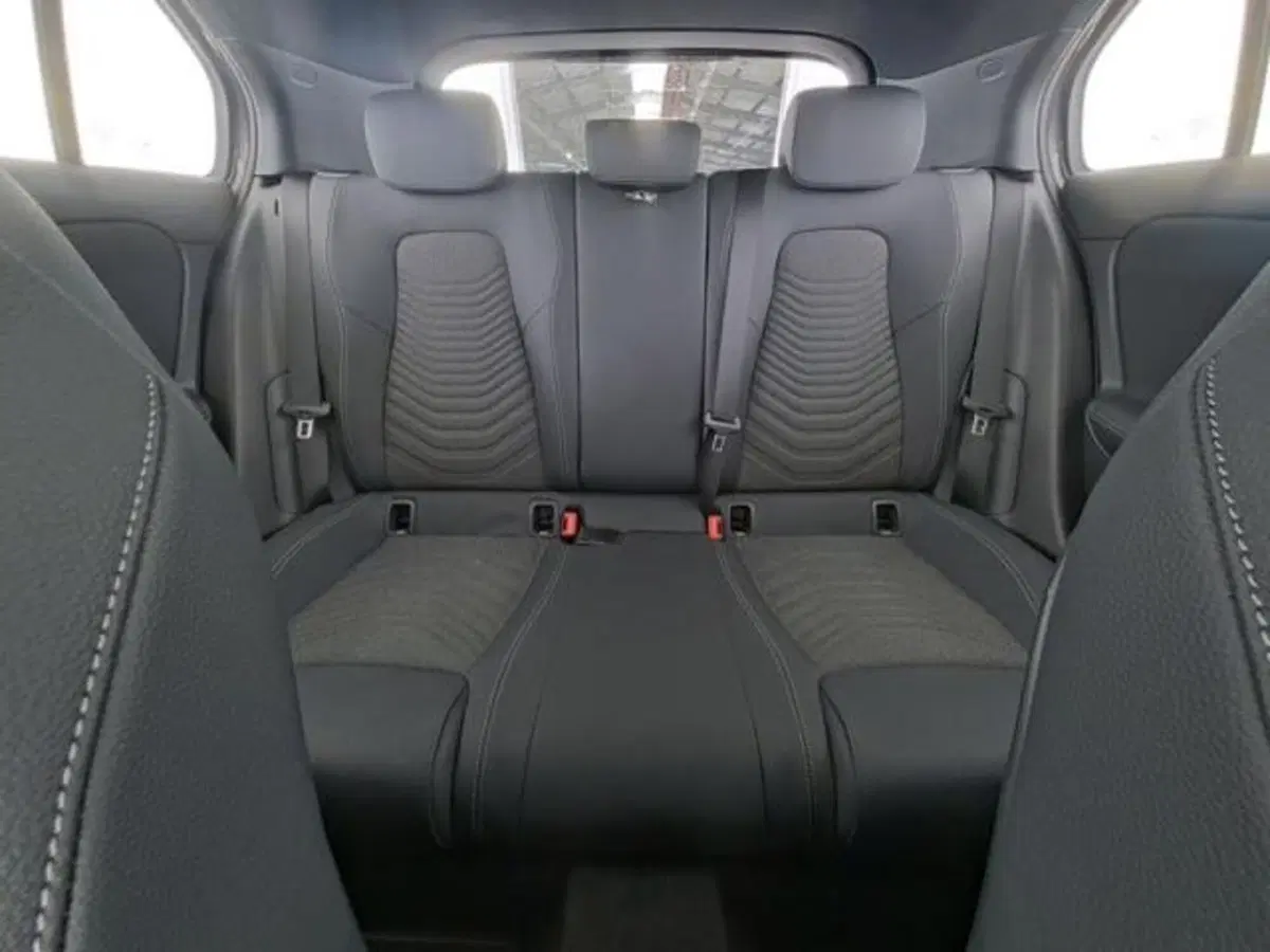 Mercedes-Benz Classe A usata a Milano (8)