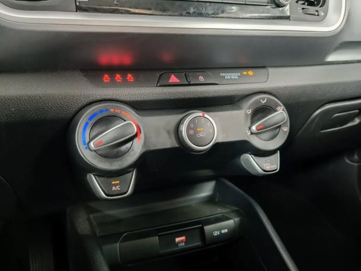 Kia Stonic usata a Teramo (15)