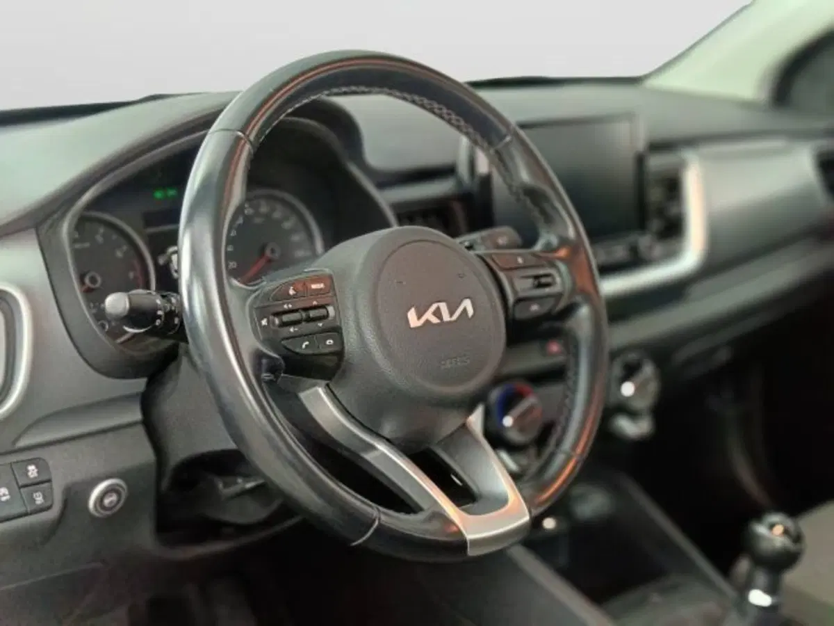 Kia Stonic usata a Teramo (16)