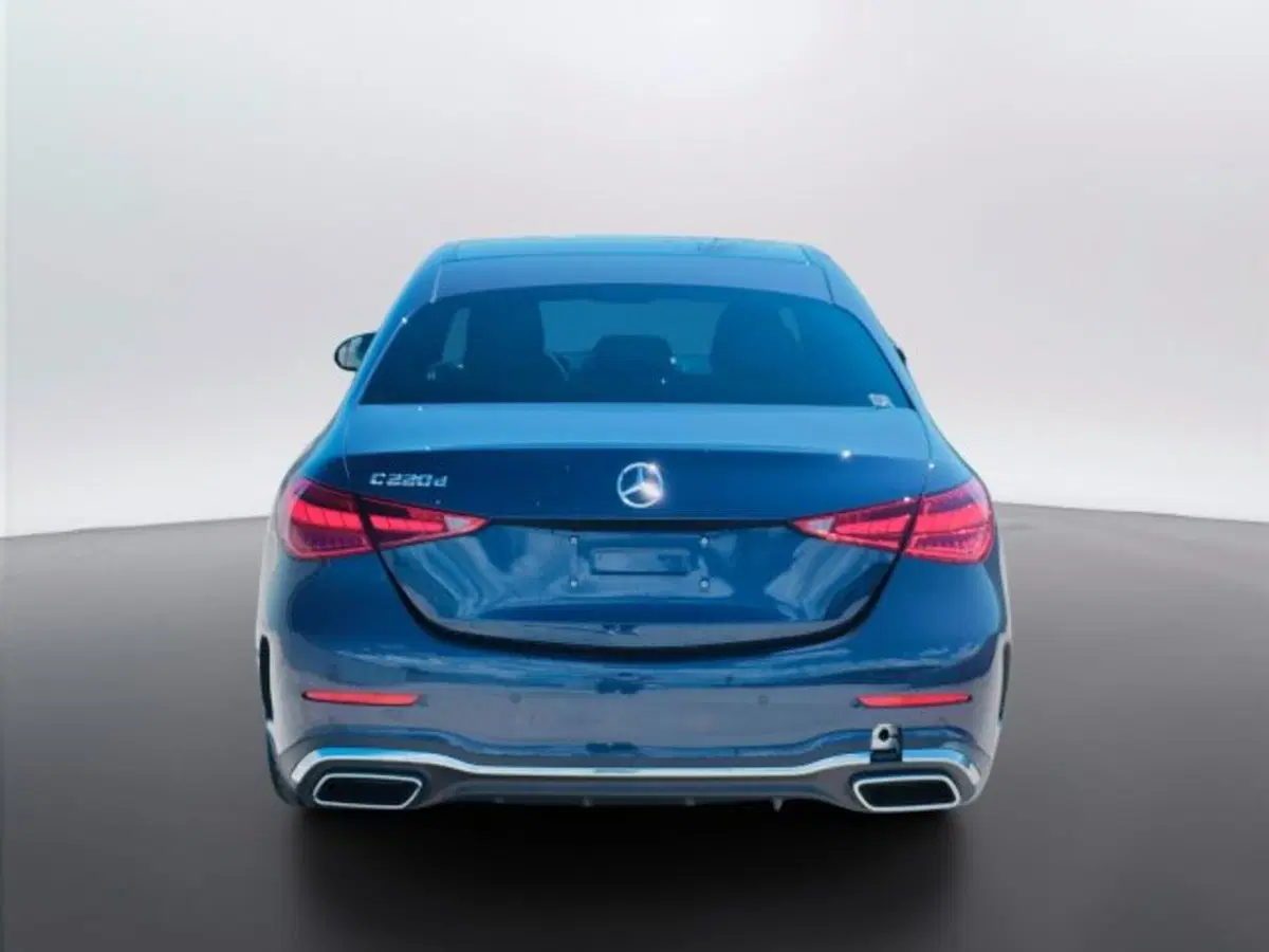 Mercedes-Benz Classe C nuova a Teramo (4)