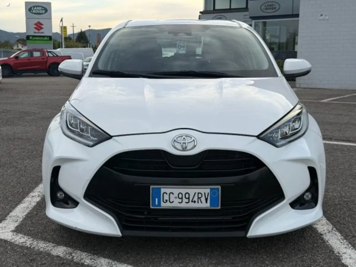 Toyota Yaris usata a Lucca (2)