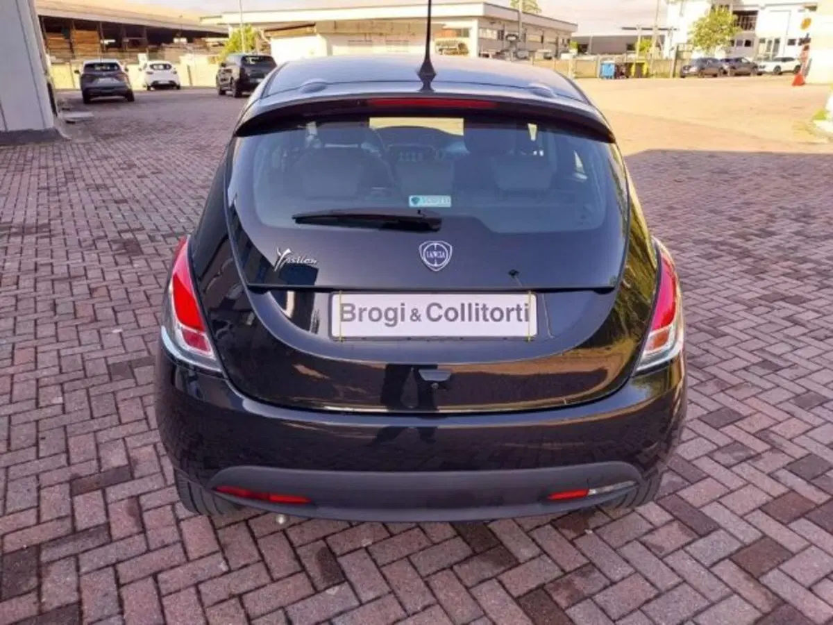 Lancia Ypsilon usata a Firenze (5)