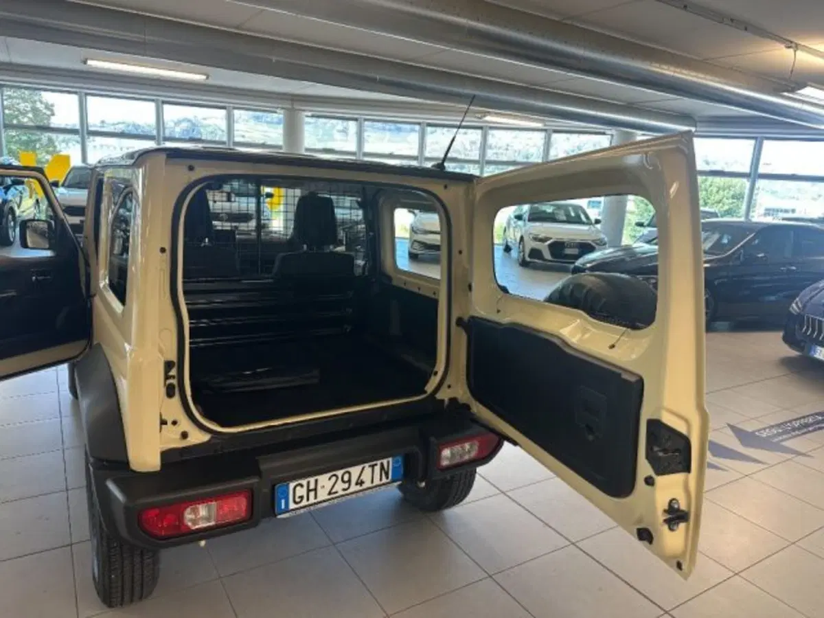 Suzuki Jimny usata a Cuneo (9)
