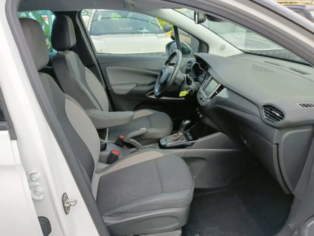 Opel Crossland X usata a Brescia (17)