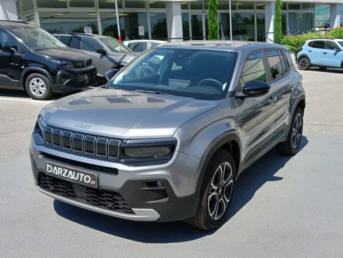 Jeep Avenger nuova a Brescia