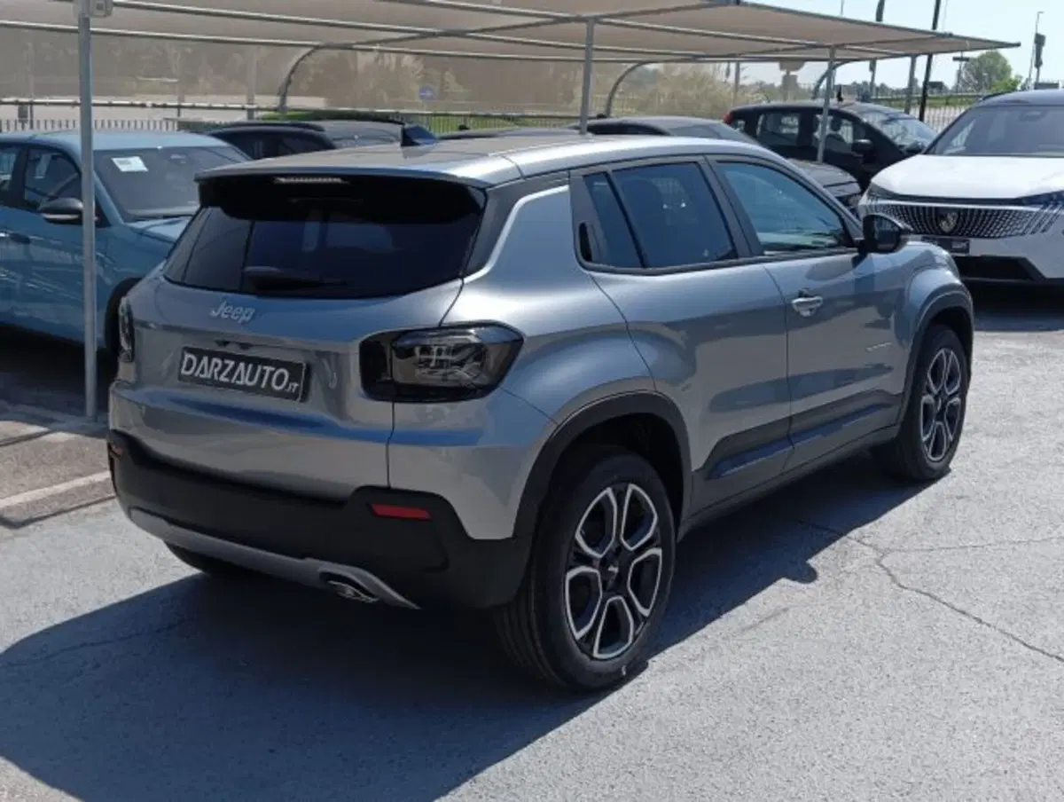 Jeep Avenger nuova a Brescia (5)