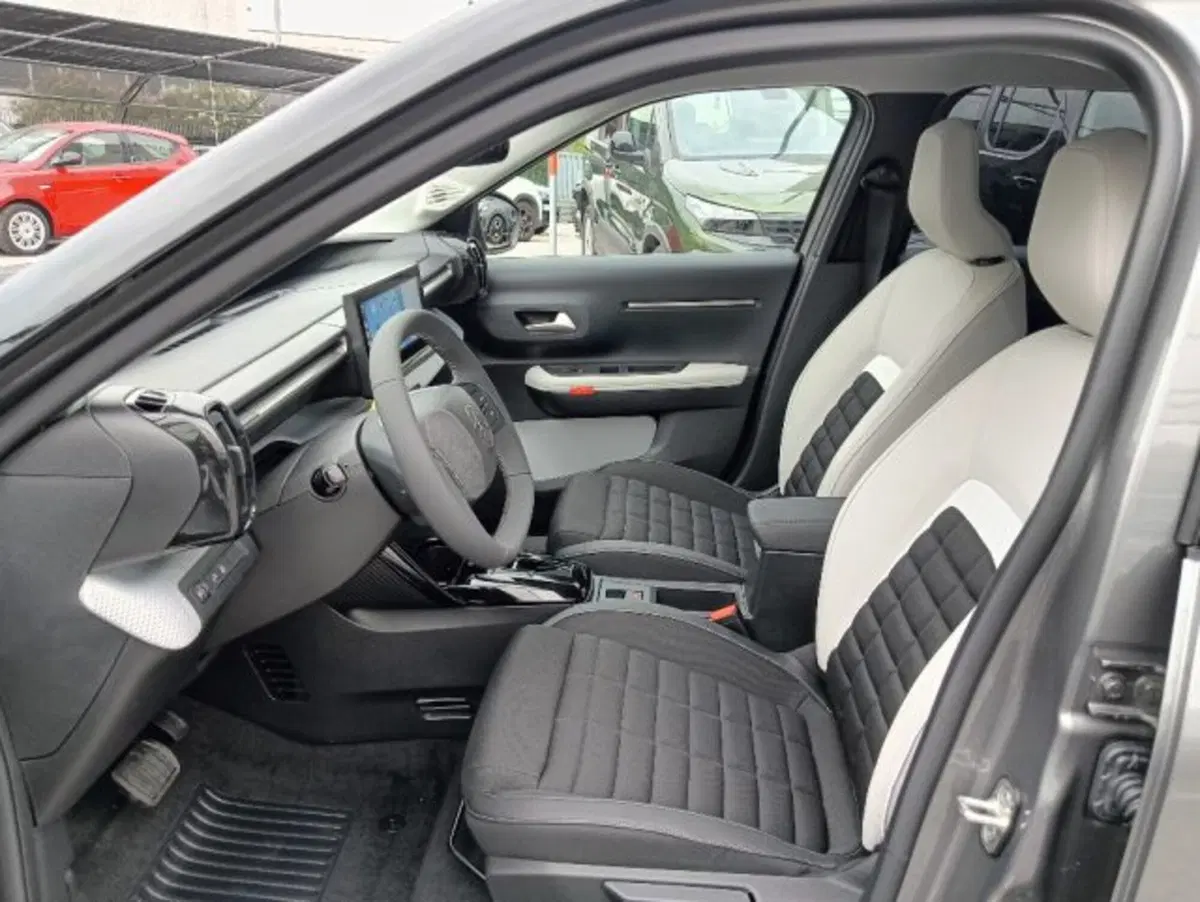Citroen C5 Aircross nuova a Brescia (9)