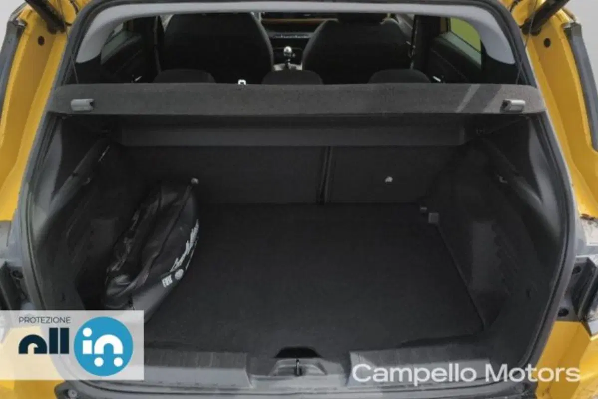 Jeep Avenger usata a Venezia (19)