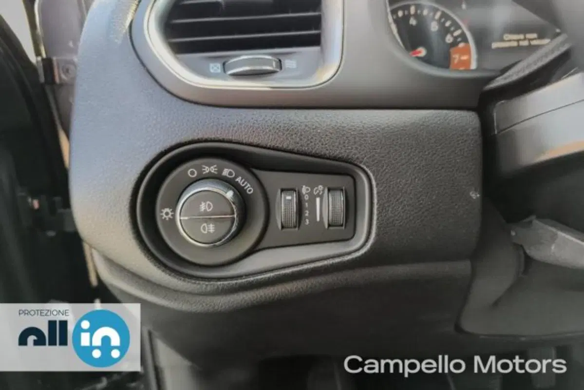 Jeep Renegade usata a Venezia (16)