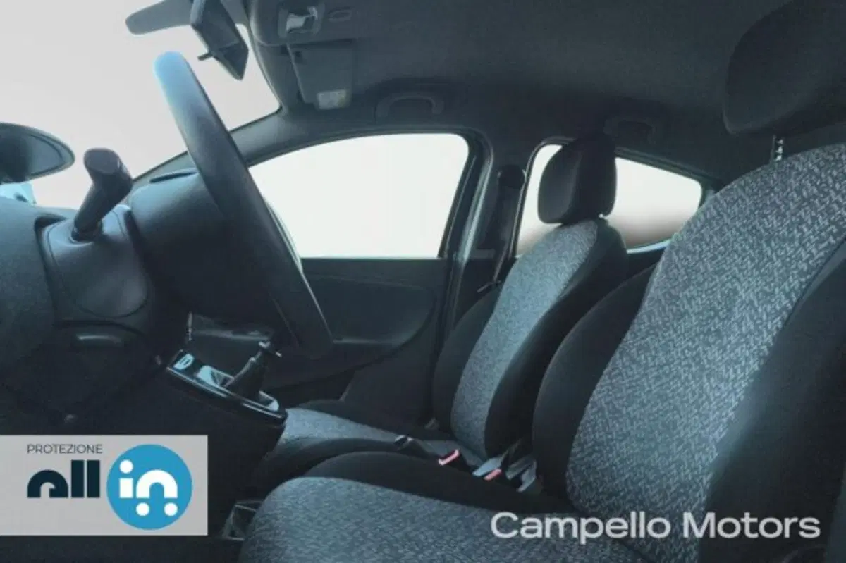 Lancia Ypsilon usata a Venezia (5)