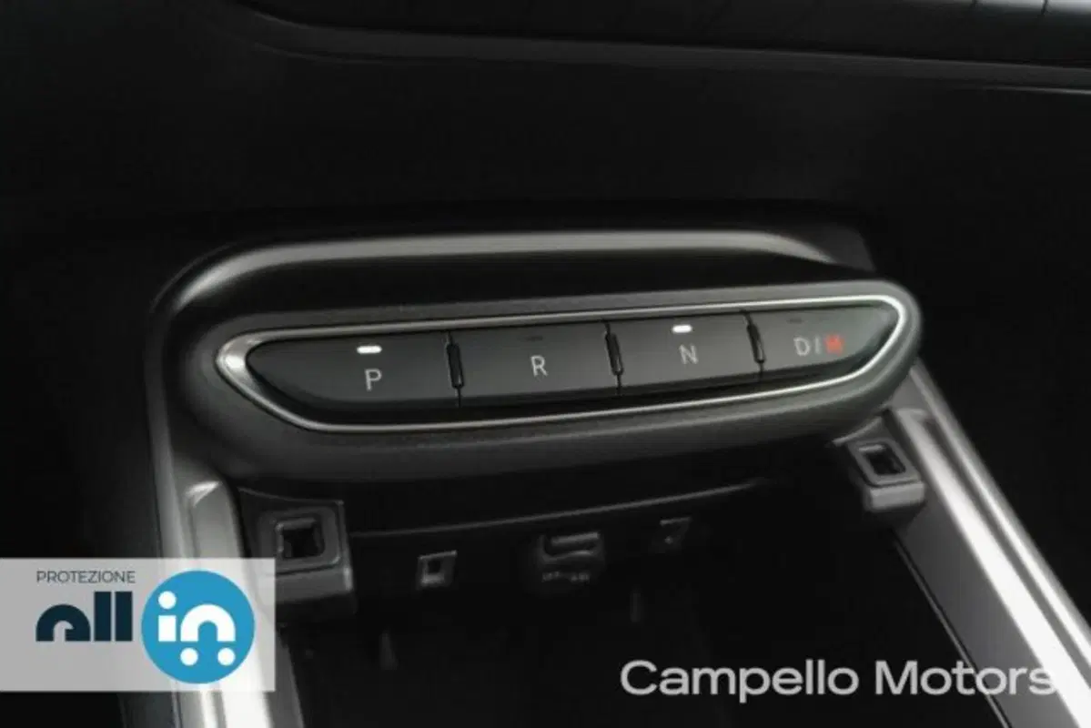 Jeep Avenger nuova a Venezia (14)