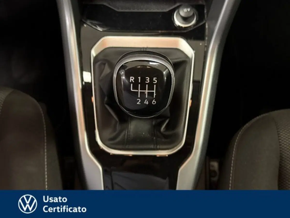 Volkswagen T-Roc usata a Vicenza (11)