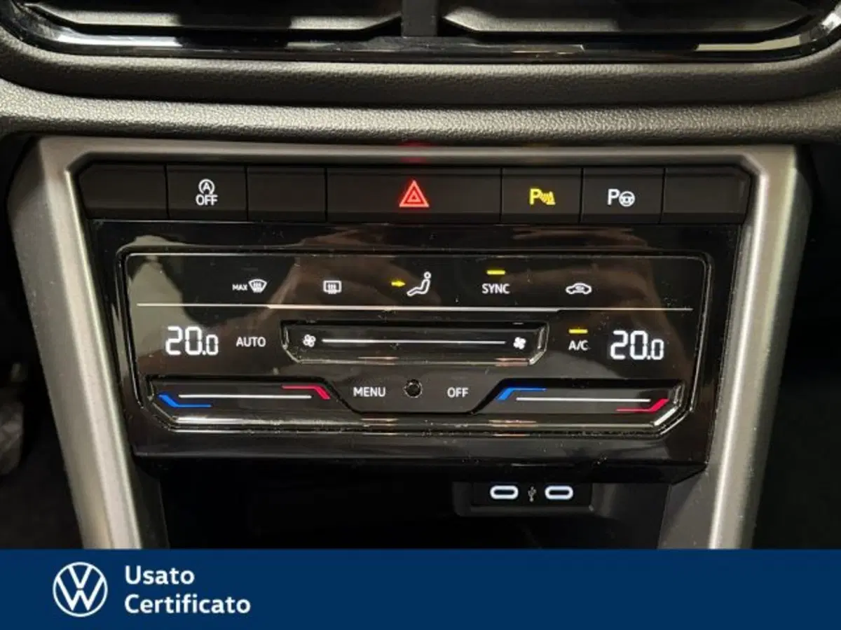 Volkswagen T-Roc usata a Vicenza (16)