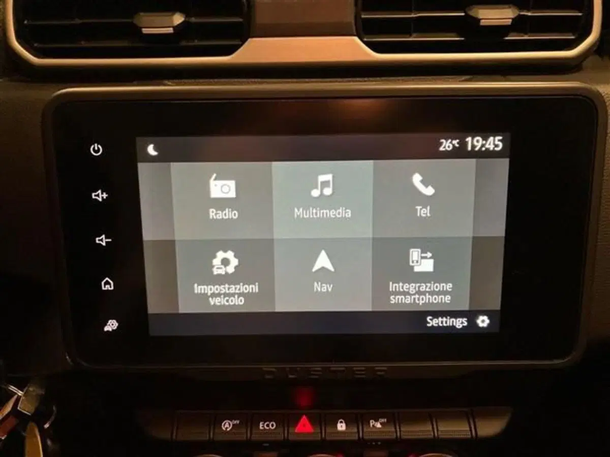 Dacia Duster usata a Como (15)