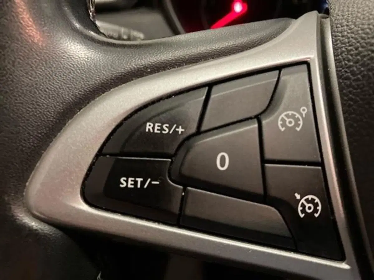 Dacia Duster usata a Como (17)