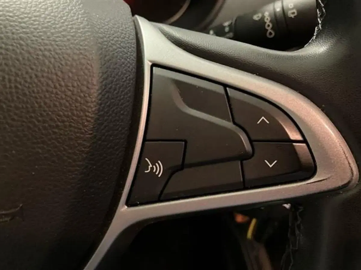 Dacia Duster usata a Como (18)