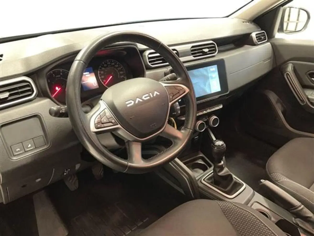 Dacia Duster usata a Como (9)