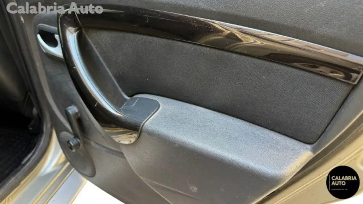 Dacia Duster usata a Reggio Calabria (18)