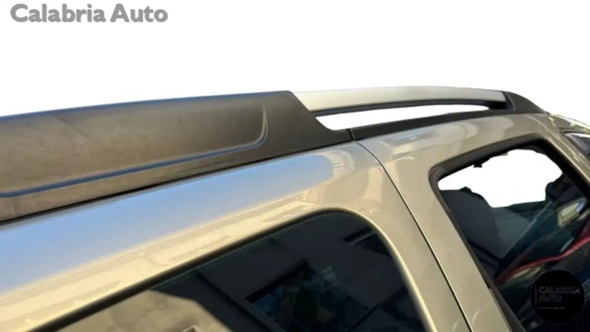Dacia Duster usata a Reggio Calabria (20)