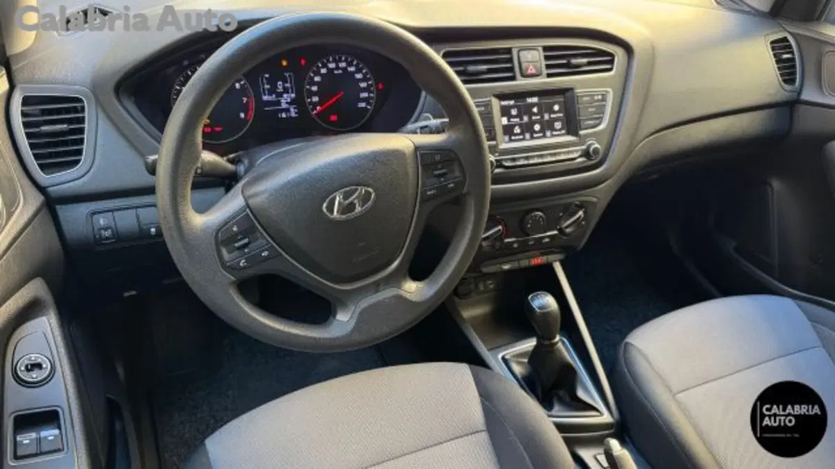 Hyundai i20 usata a Reggio Calabria (7)