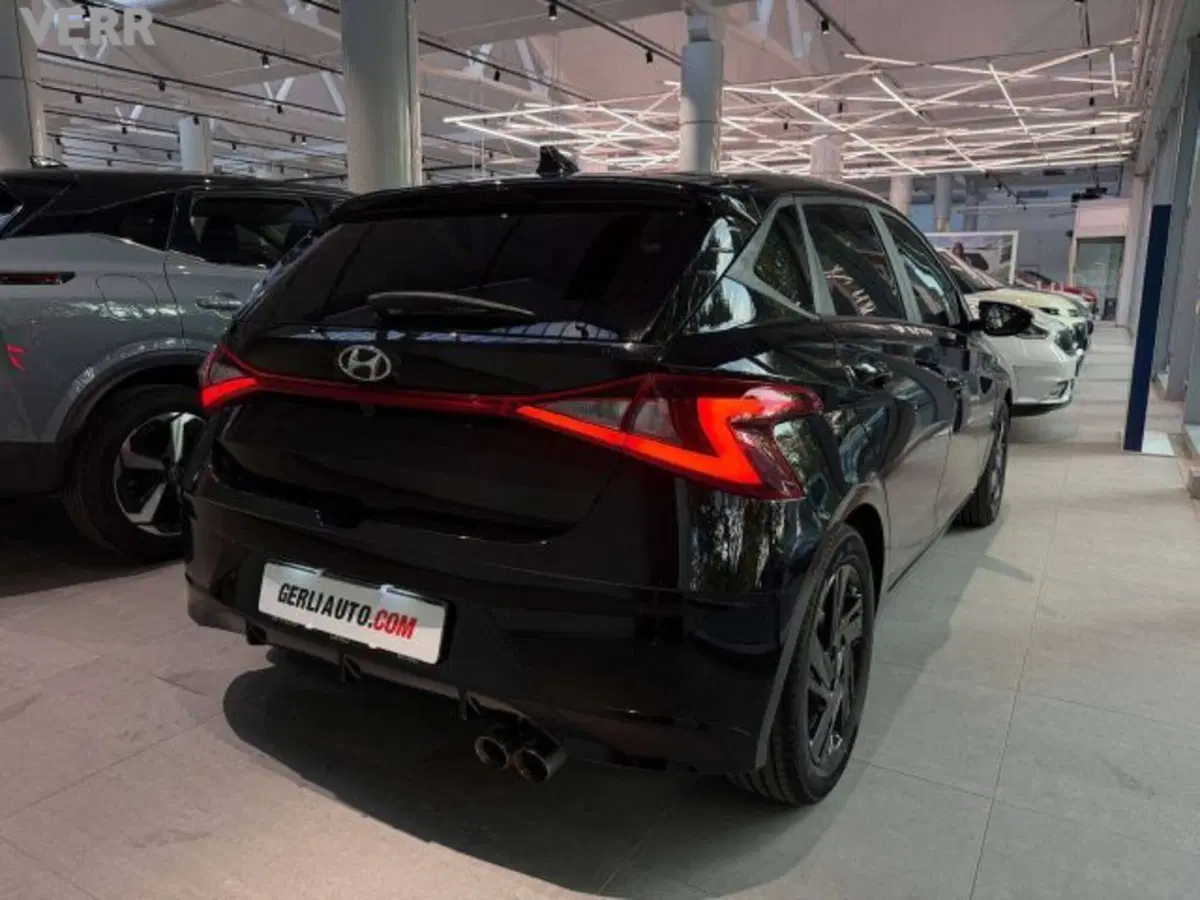 Hyundai i20 usata a Milano (3)