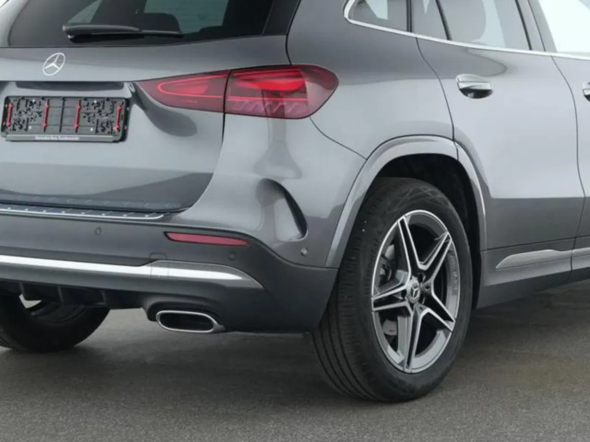 Mercedes-Benz GLA SUV usata a Milano (2)