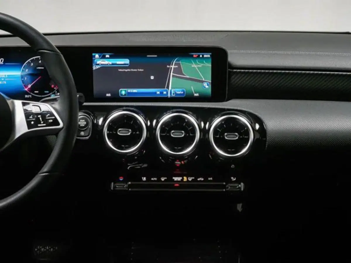 Mercedes-Benz CLA usata a Novara (6)