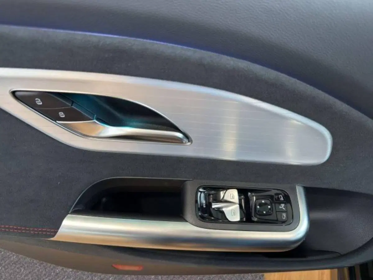 Mercedes-Benz CLA nuova a Novara (20)