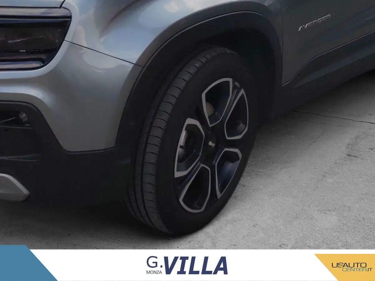 Jeep Avenger usata a Milano (7)