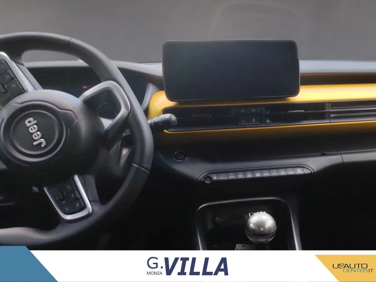 Jeep Avenger usata a Milano (9)
