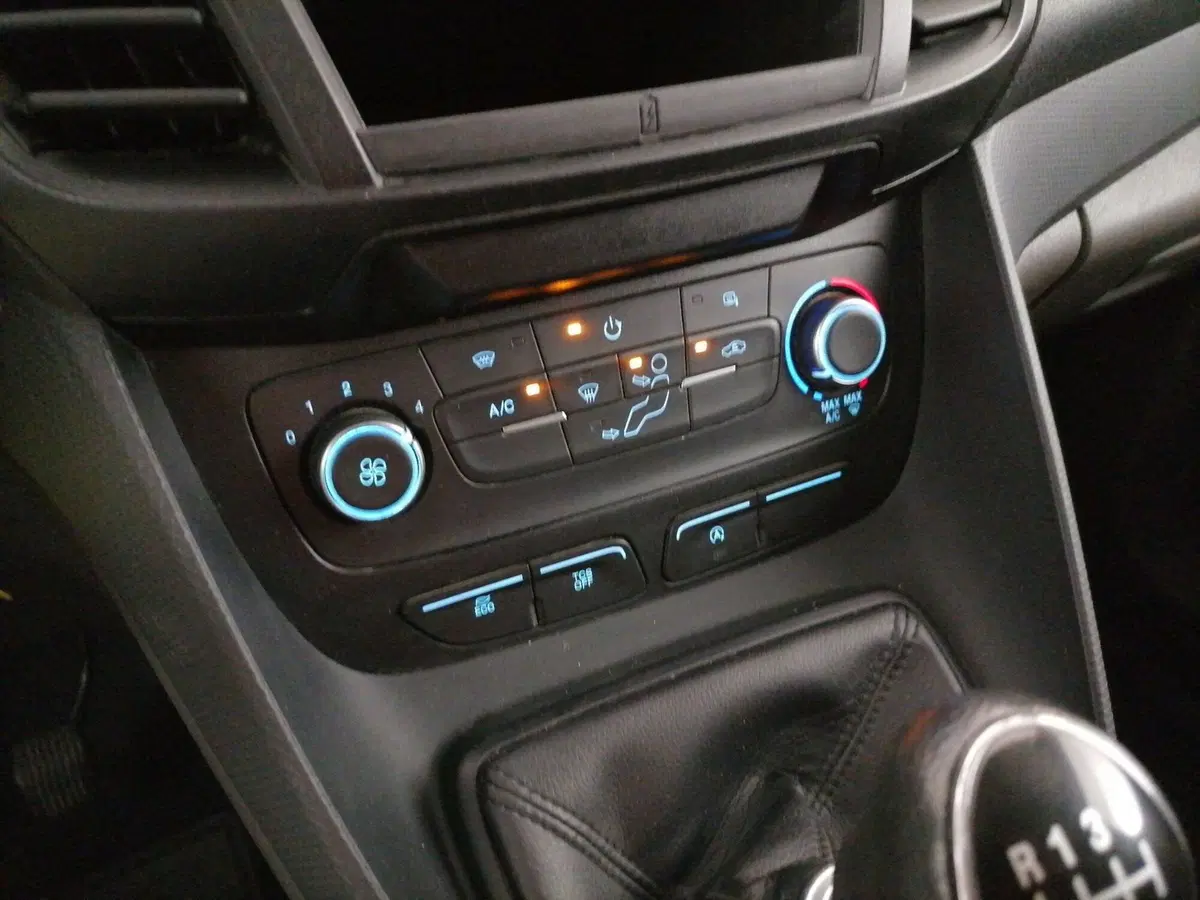 Ford Transit Connect Furgone usata a Roma (13)