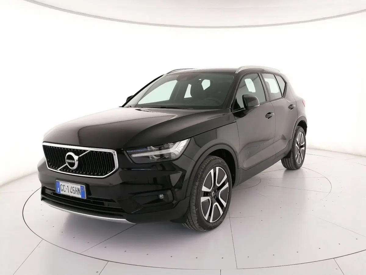 VOLVO Veicoli Commerciali XC40 usata a Roma