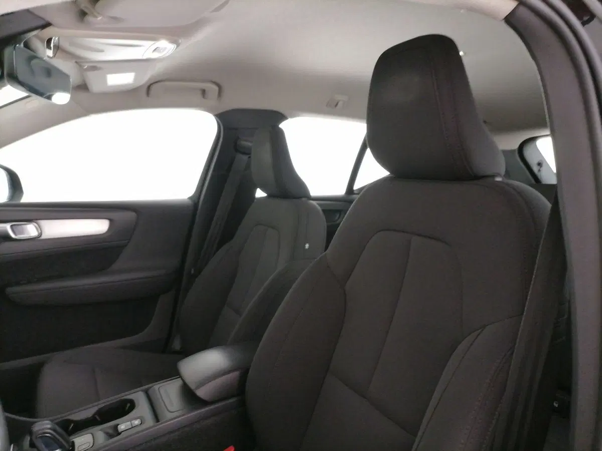 VOLVO Veicoli Commerciali XC40 usata a Roma (13)