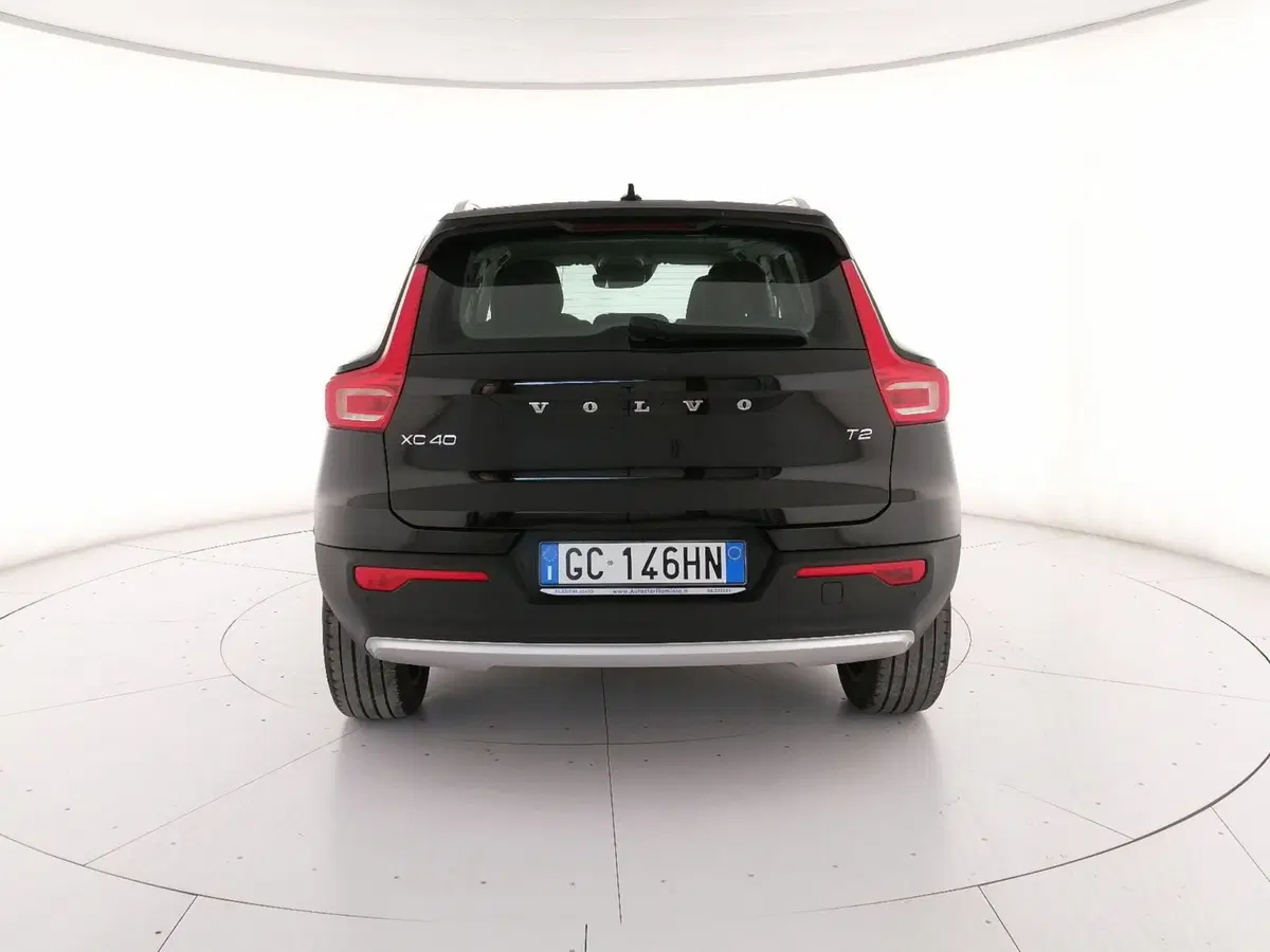 VOLVO Veicoli Commerciali XC40 usata a Roma (4)