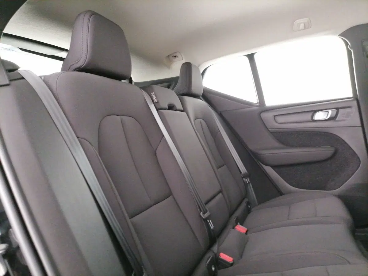 VOLVO Veicoli Commerciali XC40 usata a Roma (8)
